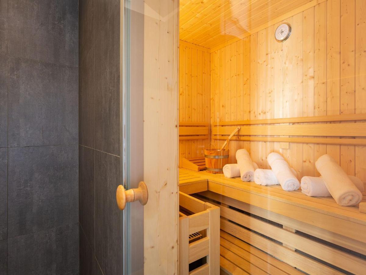 Reetland Am Meer - Premium Reetdachvilla Mit 3 Schlafzimmern, Sauna Und Kamin F07 Dranske Extérieur photo